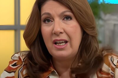 CHRISTMAS HEARTBREAK: Jane McDonald Shares Emotional Festive Message After Devastating Loss — Fans Rally Around Her