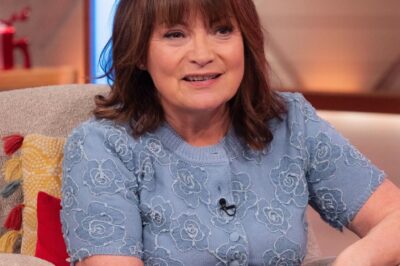 Lorraine Kelly, 66, Sets The Internet Off With S3xy Bikini Pic While Sending A Bold Message That Sparks Debate